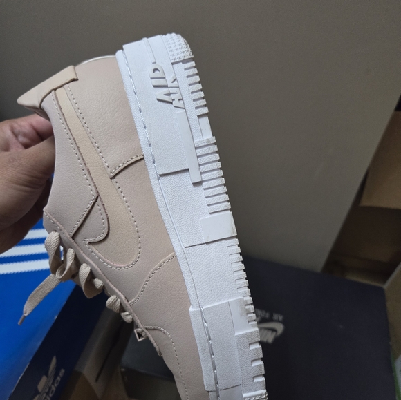 NIKE Airforce pixel 1 - Picture 3 of 6